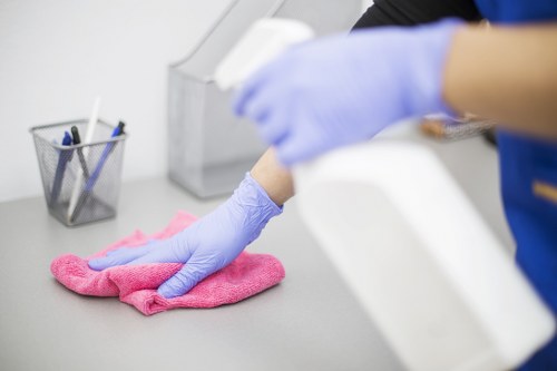 Professional end of tenancy cleaning in a Camden apartment