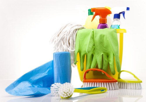 Camden Airbnb cleaning service with linen, kitchen, and bathroom reset